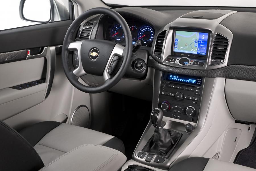  Chevrolet Captiva 2010 года  (фото 18 из 88)